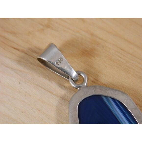 Sterling Silver Blue Agate Slice Pendant, Vintage Blue Stone Pendant - Picture 4 of 6
